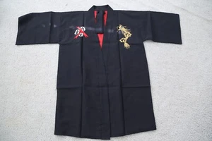 Bata Kimono Japonesa DE COLECCIÓN Negra Abierta Dragón Dorado Bordada Japón Juegos con disfraces* - Imagen 1 de 8