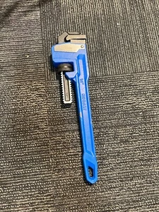 Kobalt OEM 14” Cast Iron Pipe Wrench #464623 , Blue - Picture 1 of 6