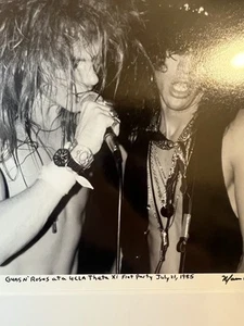 Guns N Roses UCLA Theta Xi Frat Slash Axl Rose Foto 1985 signiert Marc Canter - Bild 1 von 7
