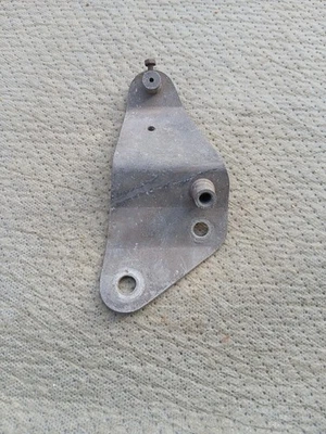 72 74 MG MGB HIF 4 Carburetor accelerator choke bracket - Image 1 of 4