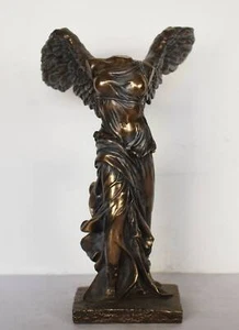 Nike - geflügelter Sieg von Samothrake - Louvre Museum - Kaltguss Bronzeharz - Bild 1 von 4