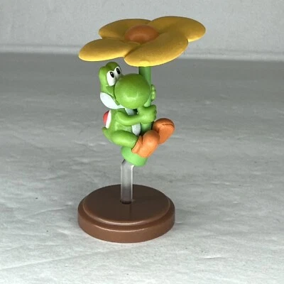 Super Mario Bros Wonder 1" Yoshi w/ Flower Choco Egg Figure Gashapon - Image 1 of 3