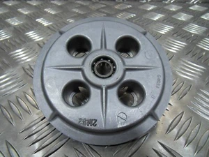 Genuine Yamaha MT03 / YZF R3 Engine clutch front pressure plate 2015 to 2024 - Picture 1 of 8