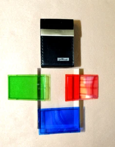 METZ : 3 FILTRI DI VARI COLORI DA APPLICARE SU VARIE TORCE DI FLASH ELETTRONICI - Picture 1 of 2