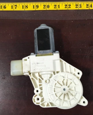 2011-2016 BMW 528i  FRONT & REAR SIDE DOOR WINDOW REGULATOR MOTOR OEM . - Image 1 of 4