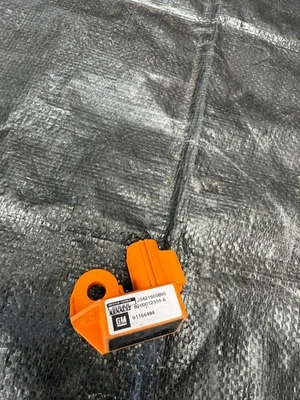 Sensore pressione crash airbag Renault Espace IV JK 8200012555 A - Immagine 1 di 2