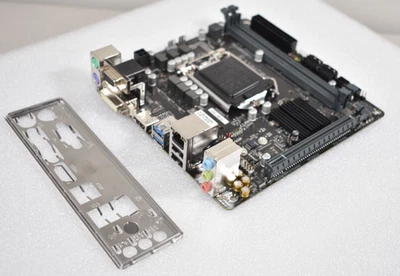 Gigabyte H310N 2.0 ITX 9th Gen Mother Board DDR4 Socket 1151 w/ IO Shield - Image 1 of 4