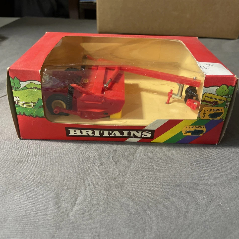 Britains 9531 1:32 Scale Model of Vicon KM321 Grass Mower Vintage  - Image 1 of 4