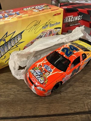 Jeff Gordon #24 DuPont Nascar Racers 1999 1/24 NASCAR Diecast ARC Bank - Image 1 of 4