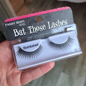 NEW Fright Night by Ardell Bat Those Lashes Black Bombshell Eyelashes Halloween - Picture 1 of 3