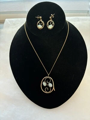 Juego de collar/colgante/pendiente vintage ERA DORADA 12K GF con piedra lunar Foto 1 de 4