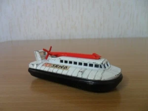 Matchbox Superfast No. 72: SRN6 Hovercraft - Picture 1 of 6