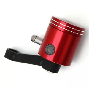 Serbatoio liquido freni CNC alluminio Ducati Honda BMW serbatoio freno posteriore rosso - Foto 1 di 7