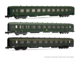 Arnold Juego de 3 piezas DEV AO vagón de tren, pintura verde SNCF, Ep. III HN4383 - Imagen 1 de 1