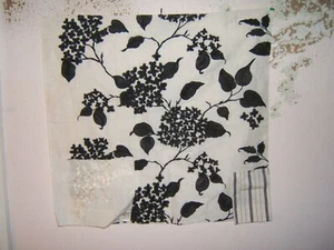 Ralph Lauren, Apsley House Emb'ed Floral, Remnant, 26.50" W X 26.50" L, Etching - Picture 1 of 2