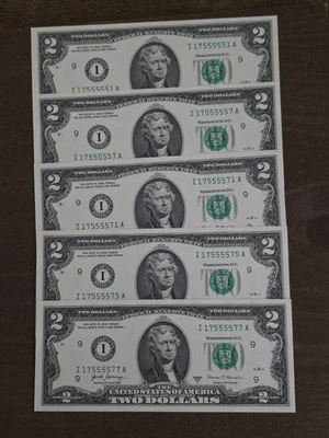 Lot of 5 2017A $2 trinary notes UNC I17555551A, I17555557A I17555571A I17555575A - Image 1 of 4
