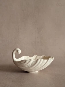 Vintage Antique Creamware Swirl Miniature Shell Trinket Dish - Picture 1 of 7