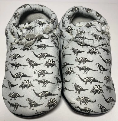 Zapato Recién Escogido Bebé Talla 6 Esqueleto Dinosaurio Mocasines con Flecos Halloween Foto 1 de 4