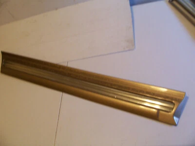 Cadillac Deville 1997 1998 1999 puerta trasera derecha moldura usada OEM niebla dorada Foto 1 de 4