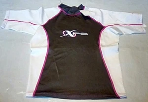 NEW XPS Kids UPF 30+ Sun Protection Swim Shirt Youth Size Small - Picture 1 of 4