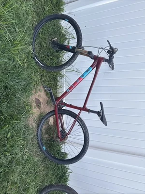 Horquilla de aire Marin Bobcat Trail 4 grande 29” 130 mm y poste cuentagotas 150 mm Foto 1 de 2