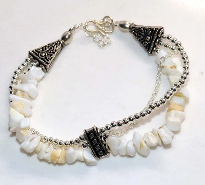 Bonita pulsera de piedras preciosas enchapada en plata 925 de coral blanco con cuentas 10" GW Foto 1 de 3