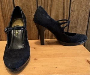Woman COLE HAAN COLLECTION Black Suede Afina Heels Shoes Sz 8 Strap Air - Picture 1 of 10
