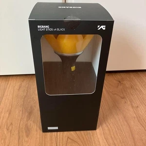 BIGBANG Official Penlight OFFICIAL LIGHT STICK v4 NEW - Picture 1 of 2