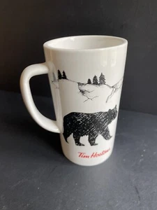 Taza de café Tim Hortons Black Bear taza de té Mountains Holiday Ceramic Limited 2018 - Imagen 1 de 5