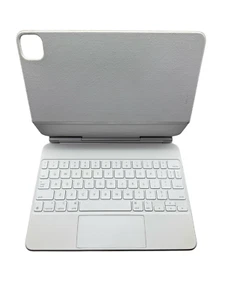 Apple - Magic Keyboard for iPad Air 11" (M2) Only - White - MJQJ3LL/A - UD READ - Picture 1 of 9