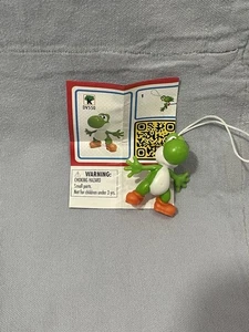 NEU Kinder Joy Überraschung Spielzeug & Papier - Super Mario Bros - Yoshi - Bild 1 von 1