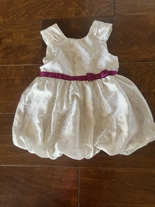 Vestido Burbuja Blanco Marca Cherokee, Bebé/Niño Talla 12 Meses - Imagen 1 de 4