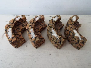 Dept 56 Village Accesorios PIEDRA PARED/BANCO CURVO 52650 Juego de 4 Resinas - Imagen 1 de 4