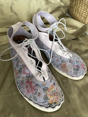 Jan Jensen Sense Handmade In Italy shoes size 40 super rare designer shoes! - Image 1 of 4