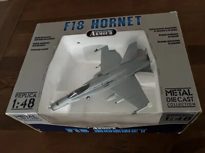Coleção de armaduras F-18 Hornet 1/48 - Imagem 1 de 4