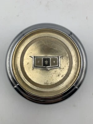 Botão de buzina Chevrolet Chevy Caprice 1967 - Imagem 1 de 4