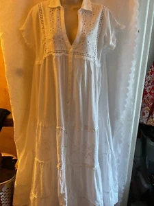 BNNT VERY PRETTY WHITE EMBROIDERY ANGLAISE MAXI RIVER ISLAND BEACH COVERUP UK M - Picture 1 of 9