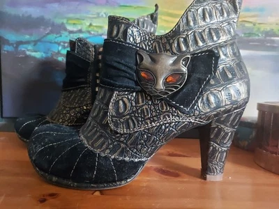 Irregular Choice Miaow Botines Dorado y Negro Talla 40 UK 6.5 Cuero Superior Foto 1 de 4