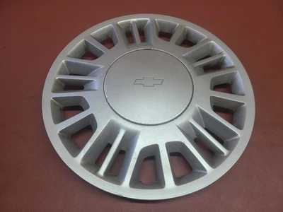Chevrolet Malibu 2000-2005 15 pulgadas OEM tapacubos cubierta de rueda 3233 9593496 Foto 1 de 4