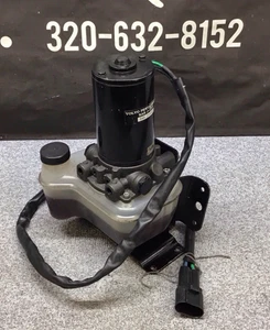 Volvo Penta SAE J-1171 P/N 381984 Trim Pump With Harness - Picture 1 of 9