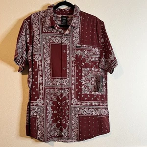 NUEVO CON ETIQUETAS RVCA Yari SS Camisa Estampado Bandana Para Hombres L Roja Manga Corta Abotonada - Imagen 1 de 15