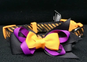 THRILLS & CHILLS Glitter Orange/Black Stripe Bow Halloween Dog Collar (S) (NEW) - Picture 1 of 7