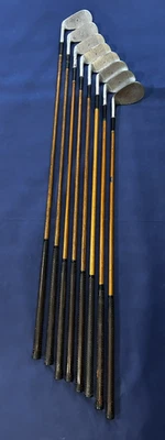 Hierros vintage Spalding Tournament modelo Robert T. Jones Jr 2 a 9 Foto 1 de 4