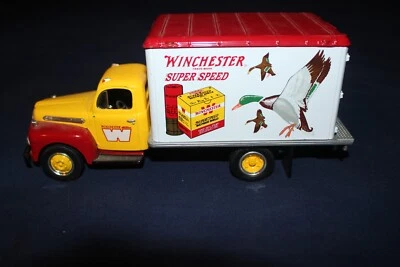 Camión de reparto Ford 1951 First Gear Winchester Super Speed Die Cast 1992 de colección Foto 1 de 4