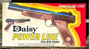 VINTAGE DAISY POWERLINE 1200 CO2 BB PISTOL MINT IN BOX w/BOOK +ORIG ACCESSORIES - Picture 1 of 5