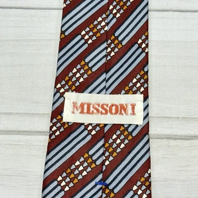 Corbata abstracta moderna 100 % seda geométrica roja azul Missoni años 90’s Y2K Foto 1 de 4