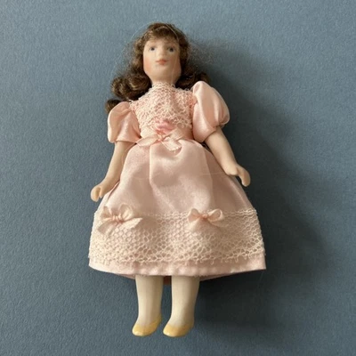 复古美丽 JILL NIX 年轻黑发女孩娃娃 ~ 时尚 ~ 迷你娃娃屋 3 英寸 — 第 1/4 张图片