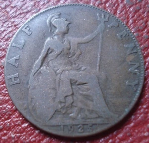 1925 BRITISH HALF PENNY IN VG CONDITION - Picture 1 of 2
