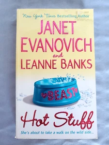 Cate Madigan #1: Hot Stuff by Janet Evanovich & Leanne Banks - Paperback - Imagen 1 de 5