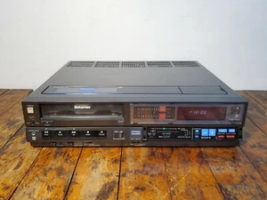 Sony SL-HF300 Betamax Beta Hi-Fi VCR Video Cassette Recorder Player for Repair - Picture 1 of 11